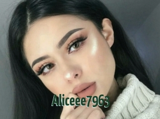 Aliceee7963