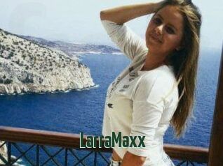 LarraMaxx
