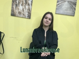 Lunanbrookhouse