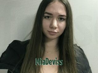 MiaDeviss