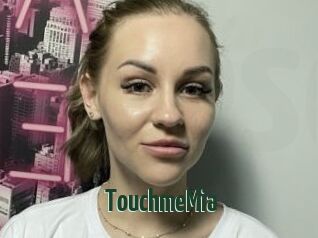 TouchmeMia